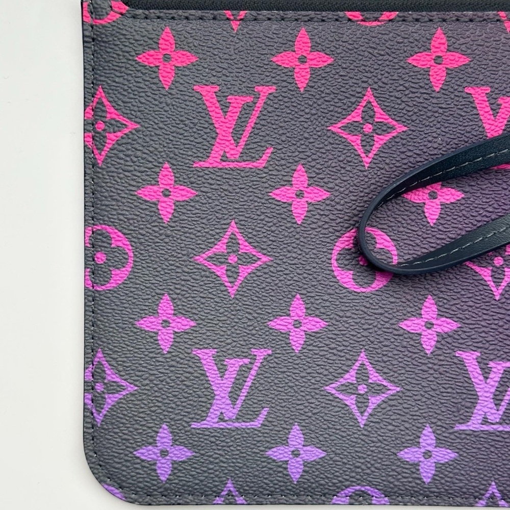 Louis Vuitton Midnight Neverfull Pouch Wristlet - Picture 14 of 15
